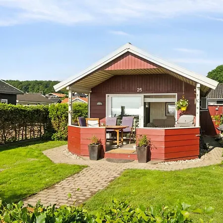 Anselmi - 25m From The Sea By Interhome Vakantiehuis Sjolund